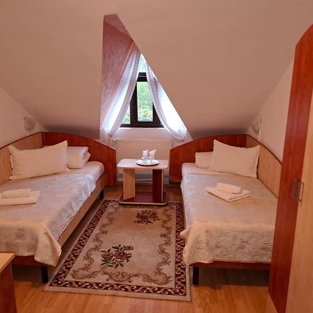Casa Boiereasca Hotel Яш Екстериор снимка