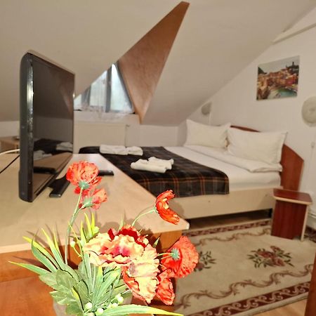 Casa Boiereasca Hotel Яш Екстериор снимка