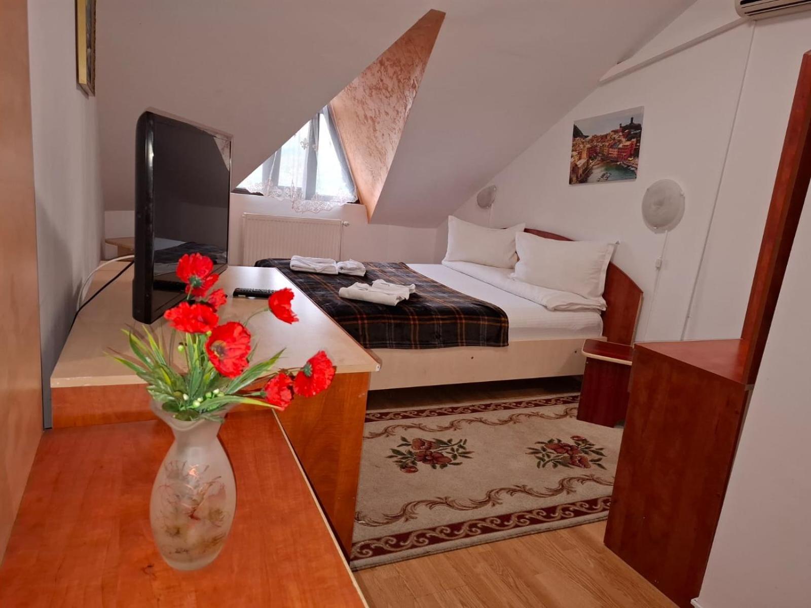 Casa Boiereasca Hotel Яш Екстериор снимка